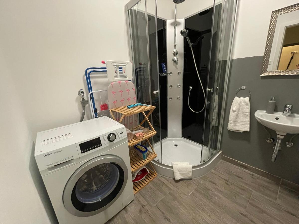 Urbansuites - Modern & Zentral In Der City - Dein Zuhause In 슈투트가르트 외부 사진