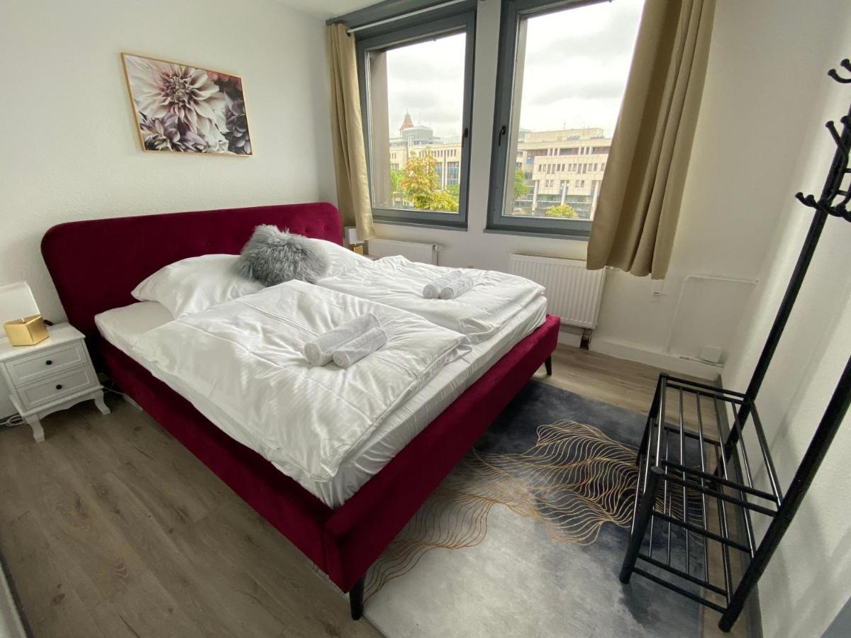 Urbansuites - Modern & Zentral In Der City - Dein Zuhause In 슈투트가르트 외부 사진