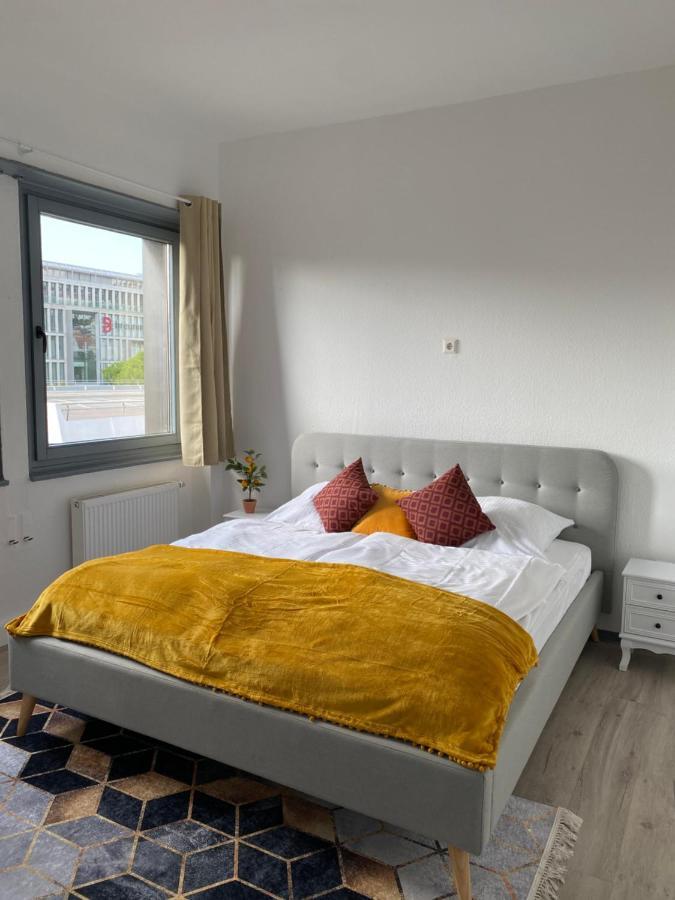 Urbansuites - Modern & Zentral In Der City - Dein Zuhause In 슈투트가르트 외부 사진